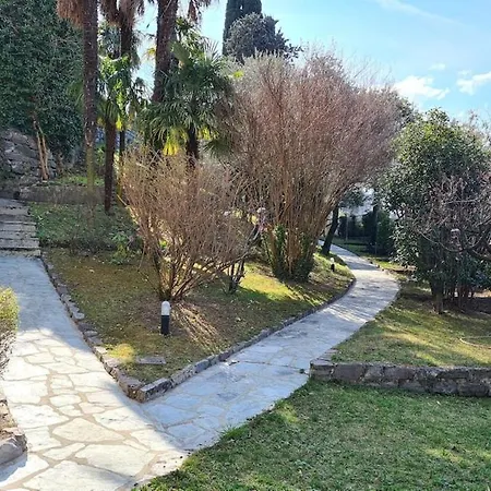 Gli Ulivi - Calafate & Mountain View Villa *